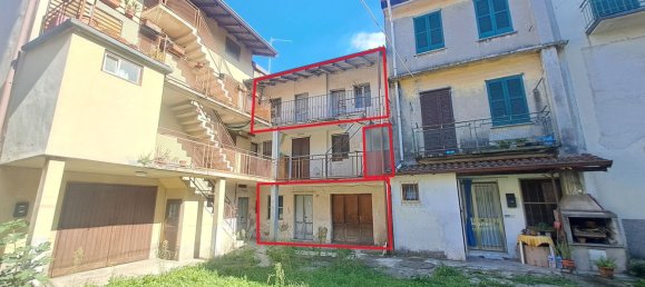 Дуплекс с 6 спальнями в Тревиоло, Италия № 361076 2