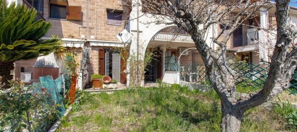 4غرفة منزل في Alviano, Italy رقم 207377 9