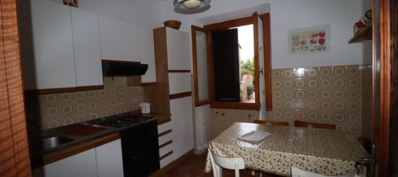 4-Zimmer Haus in Bucine, Italy, Nr. 224543 4