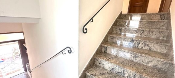 4 Schlafzimmer Wohnung in Empoli, Italy, Nr. 350934 23