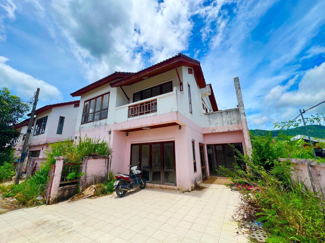 Casa de 4 dormitorios en Ko Samui, Thailand No. 64073