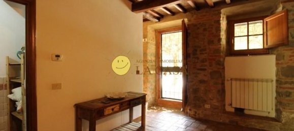 4 bedrooms Apartment in Reggello, Italy No. 339661 8