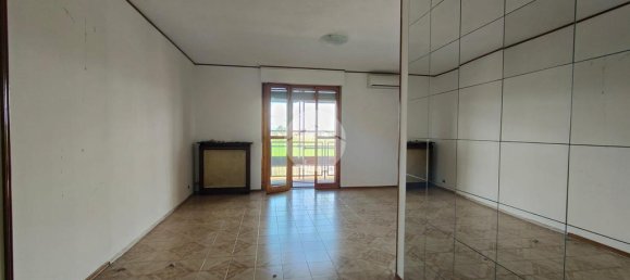 2 bedrooms Apartment in Carmagnola, Italy No. 282544 8