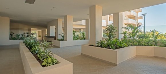 3 bedrooms Apartment in Marbella, Spain No. 74932 5