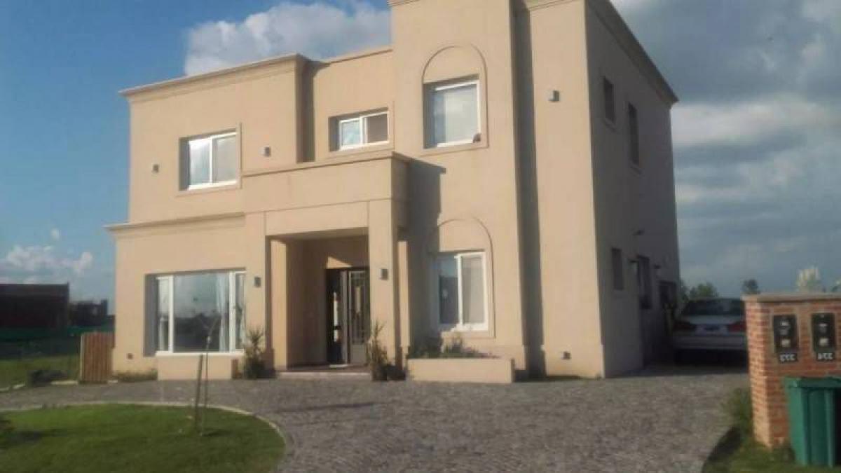 3 bedrooms House in Tigre, Argentina No. 3136