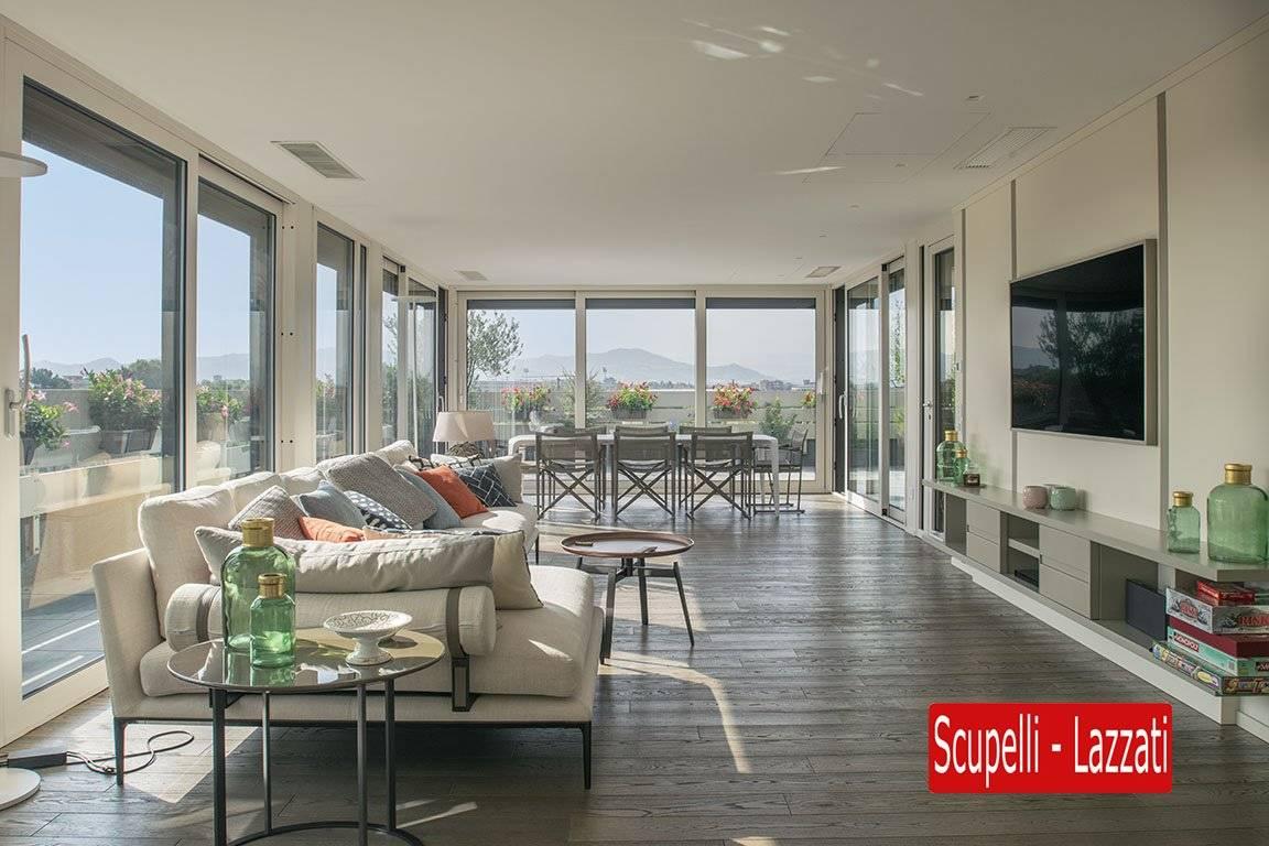 8-salle Penthouse à Voghera, Italy No. 21164