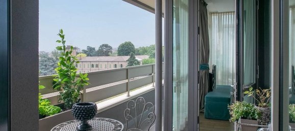 8-salle Penthouse à Voghera, Italy No. 21164 22