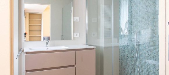 8-salle Penthouse à Voghera, Italy No. 21164 36