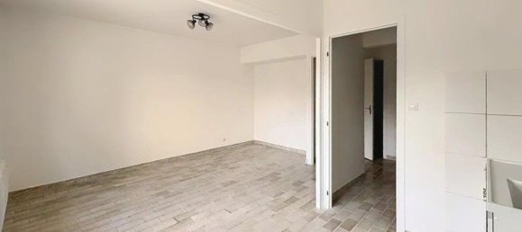 Apartamento de 1 dormitorio en Romans-sur-Isere, France No. 202527 6