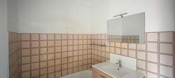 Apartamento de 1 dormitorio en Romans-sur-Isere, France No. 202527 8