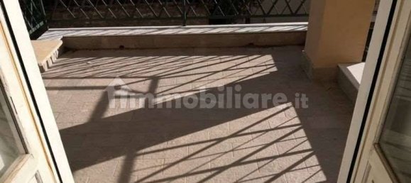 4 bedrooms Apartment in Genoa, Italy No. 90990 14