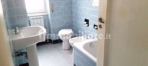 4 bedrooms Apartment in Genoa, Italy No. 90990 10