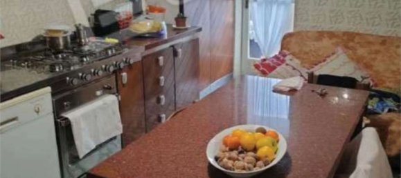 5 rooms Apartment in Cardano al Campo, Italy No. 12967 3