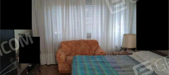 5 rooms Apartment in Cardano al Campo, Italy No. 12967 4