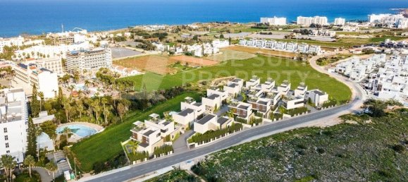 Вилла с 3 спальнями в Пернера, Кипр № 9229 16