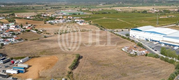 44840m² Land in Alenquer, Portugal No. 58410 3