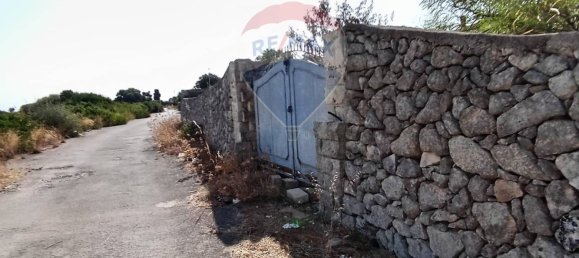 Terreno en Syracuse, Italy 4000 m² No. 346115 28