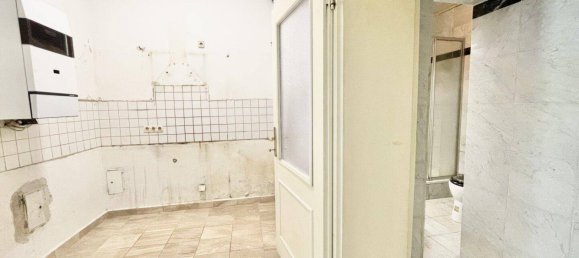 2-salle Appartement à Brigittenau, Austria No. 210740 14