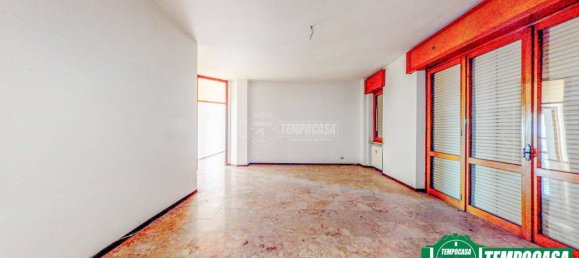 Apartamento de 3 dormitorios en Ovada, Italy No. 146812 2