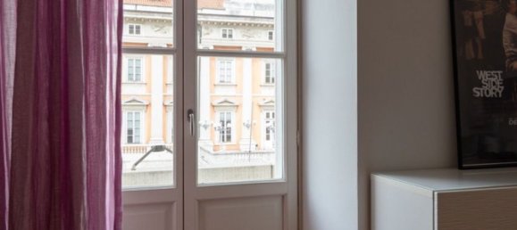 2 rooms Apartment in Trieste, Italy No. 182877 4