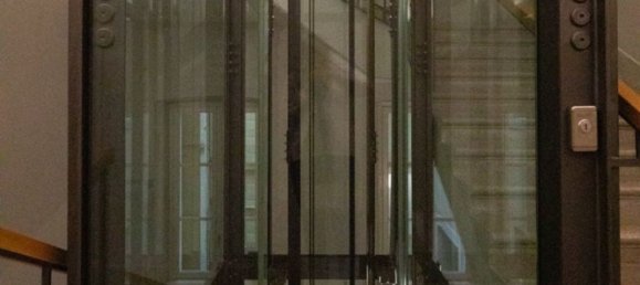 2 rooms Apartment in Trieste, Italy No. 182877 12