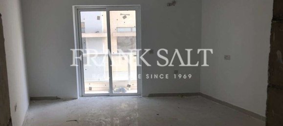 2 bedrooms Penthouse in Saint Paul's Bay, Malta No. 1260 10