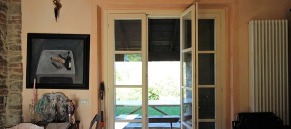 10 rooms House in Pianello Val Tidone, Italy No. 88346 11