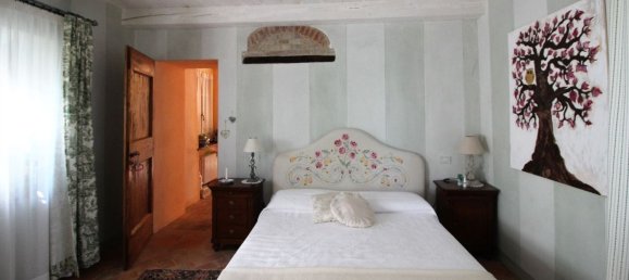 10 rooms House in Pianello Val Tidone, Italy No. 88346 15