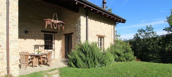 10 rooms House in Pianello Val Tidone, Italy No. 88346 31