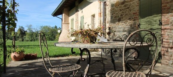 10 rooms House in Pianello Val Tidone, Italy No. 88346 10