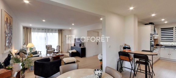 3 bedrooms House in Calvados, France No. 354224 4