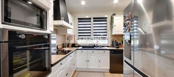 3 bedrooms House in Calvados, France No. 354224 7