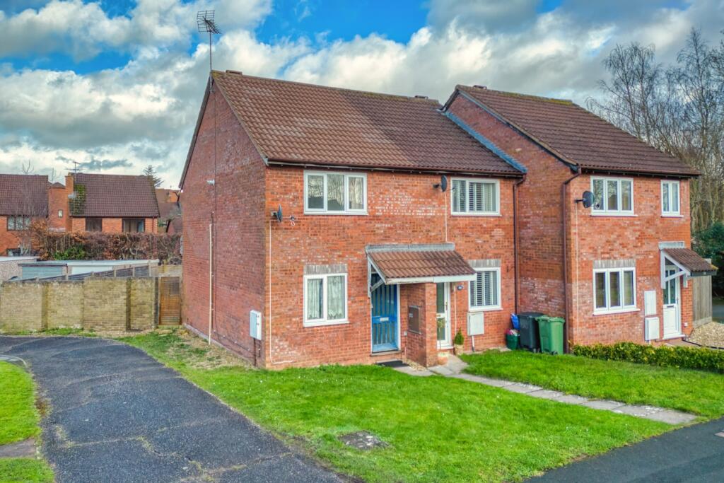 2 bedrooms Commercial property in Taunton, United Kingdom No. 13718