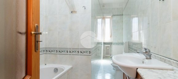 2 bedrooms Apartment in Rivoli, Italy No. 287104 13