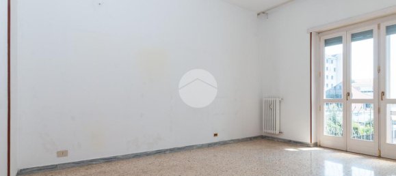 2 bedrooms Apartment in Rivoli, Italy No. 287104 4