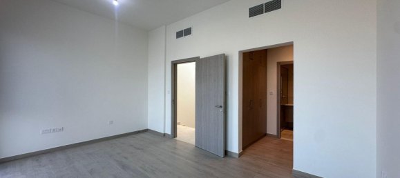 2 bedrooms Townhouse in Mina Al Arab, UAE No. 107051 4