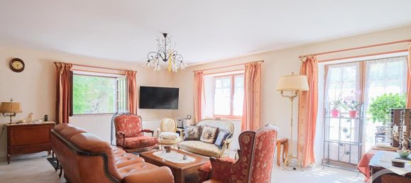 3 bedrooms House in Manche, France No. 358845 2