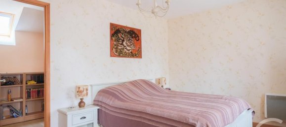 3 bedrooms House in Manche, France No. 358845 5