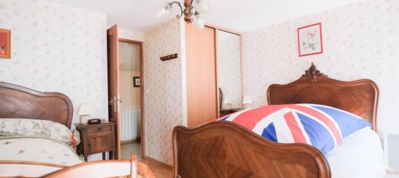 3 bedrooms House in Manche, France No. 358845 6