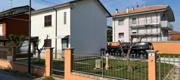 3 rooms House in Gatteo, Italy No. 157401 3