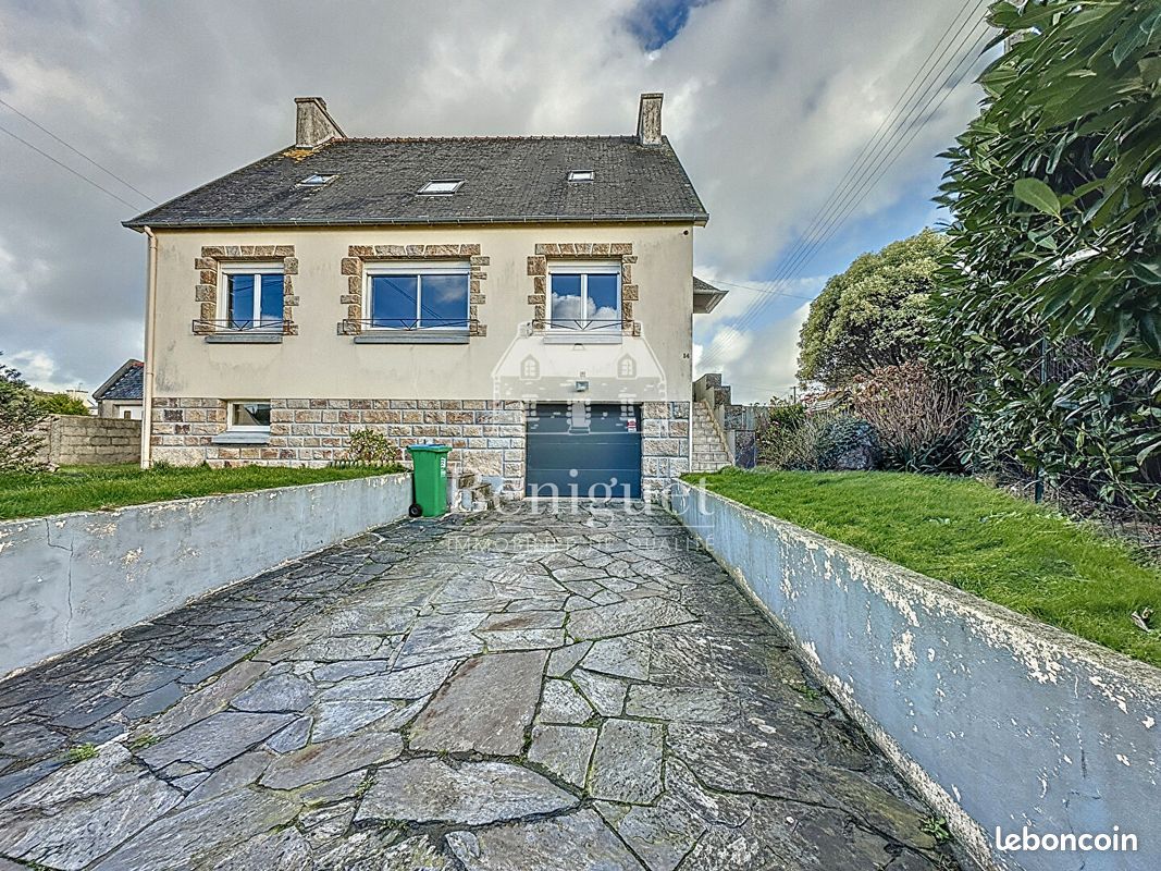 6 chambres Maison à Ploudalmézeau, France No. 65082