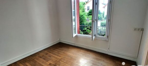 Casa de 3 dormitorios en Neuilly-sur-Marne, France No. 354867 8