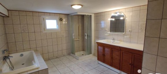 Casa de 3 dormitorios en Neuilly-sur-Marne, France No. 354867 15