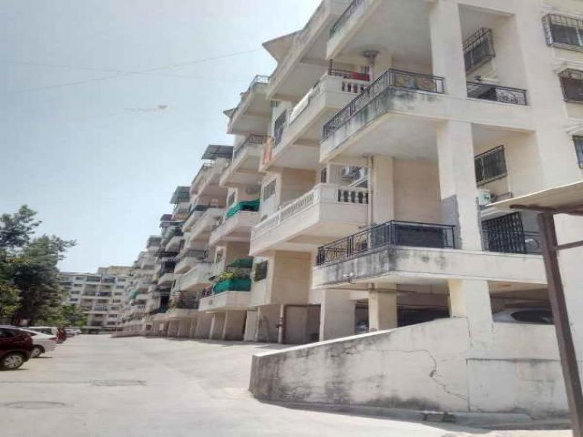 3 bedrooms House in Pune, India No. 2383