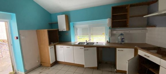 Casa de 6 dormitorios en Begard, France No. 284911 4