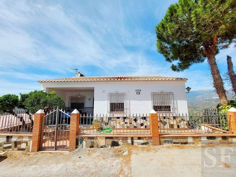 2 Schlafzimmer Stadthaus in Sayalonga, Spain, Nr. 225946
