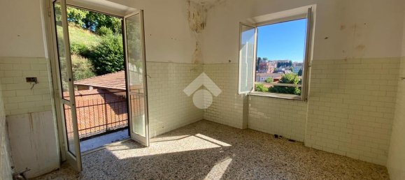 2 Schlafzimmer Wohnung in Canepina, Italy, Nr. 380990 3