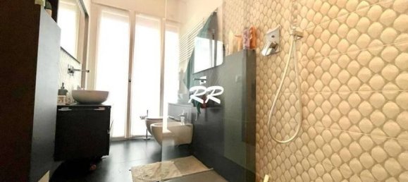 3 bedrooms Apartment in Milan, Italy No. 313151 18