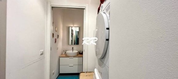 3 bedrooms Apartment in Milan, Italy No. 313151 2