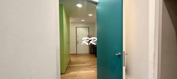 3 bedrooms Apartment in Milan, Italy No. 313151 3